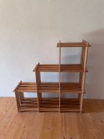 Étagère en bois à niveaux
