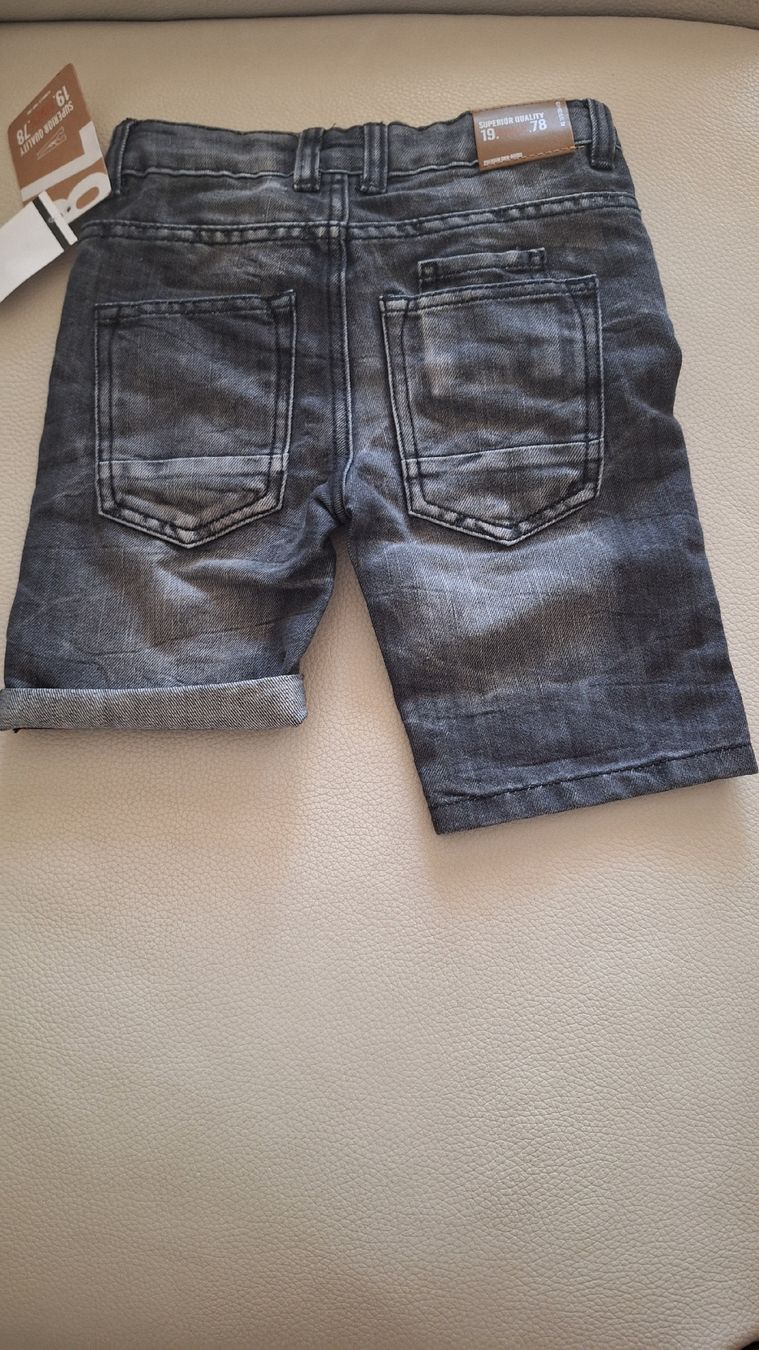 Pantaloni: Short en jeans garçon taille 110 neuf – Nuovo e nell'imballaggio originale da Neuchâtel venduto da Kebah 1