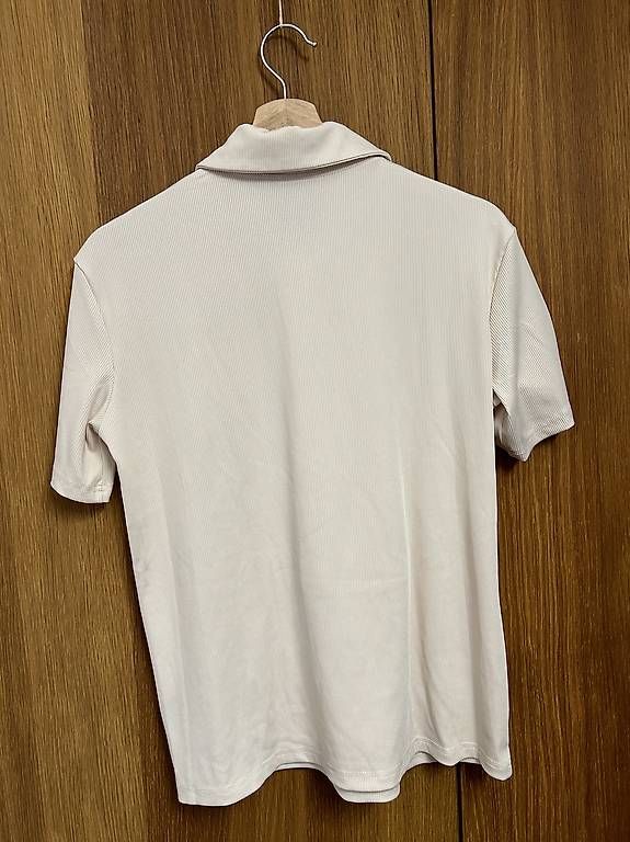 Shein T-shirt: weisses T-Shirt – Usato da Gais venduto da T_iziana 1