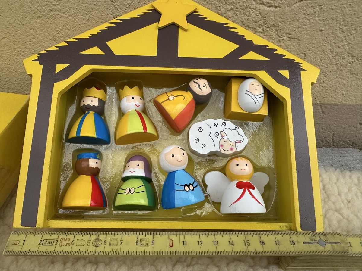 Toutes les décorations: Holz Kinder Weihnachtskrippe  – Neuf (Voir description) à Oberentfelden par vilibrand 1