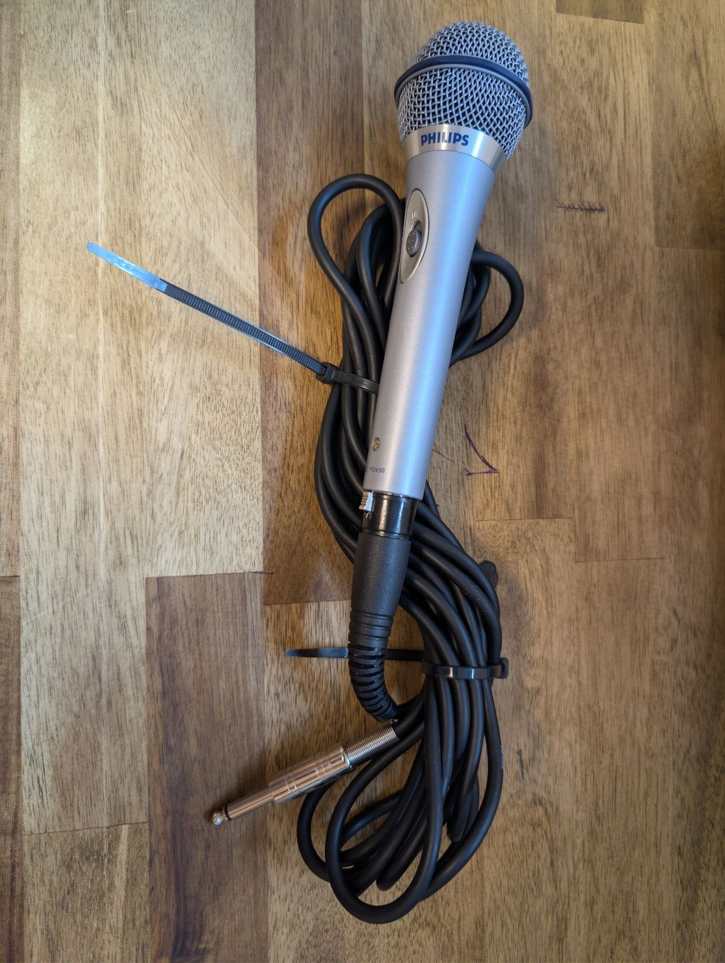 Philips Mikrofone: Philips Mikrofon mit Kabel und Klinkenanschluss – Gebraucht aus Thal von JeanniesEasy 2