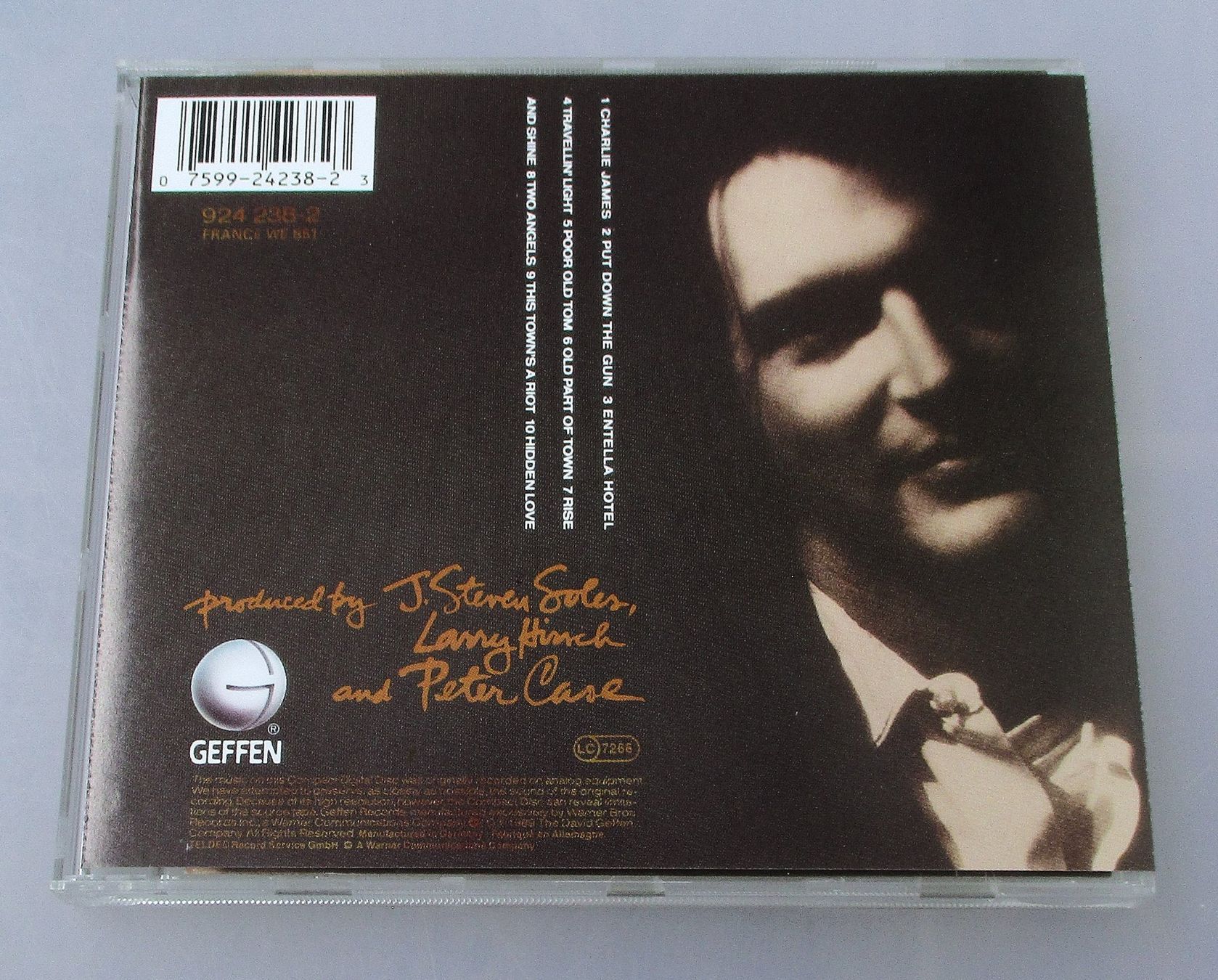 CDs: PETER CASE - The Man With The Blue Postmodern Fragmented... – D'occasion à Wattwil par Muriel11 1