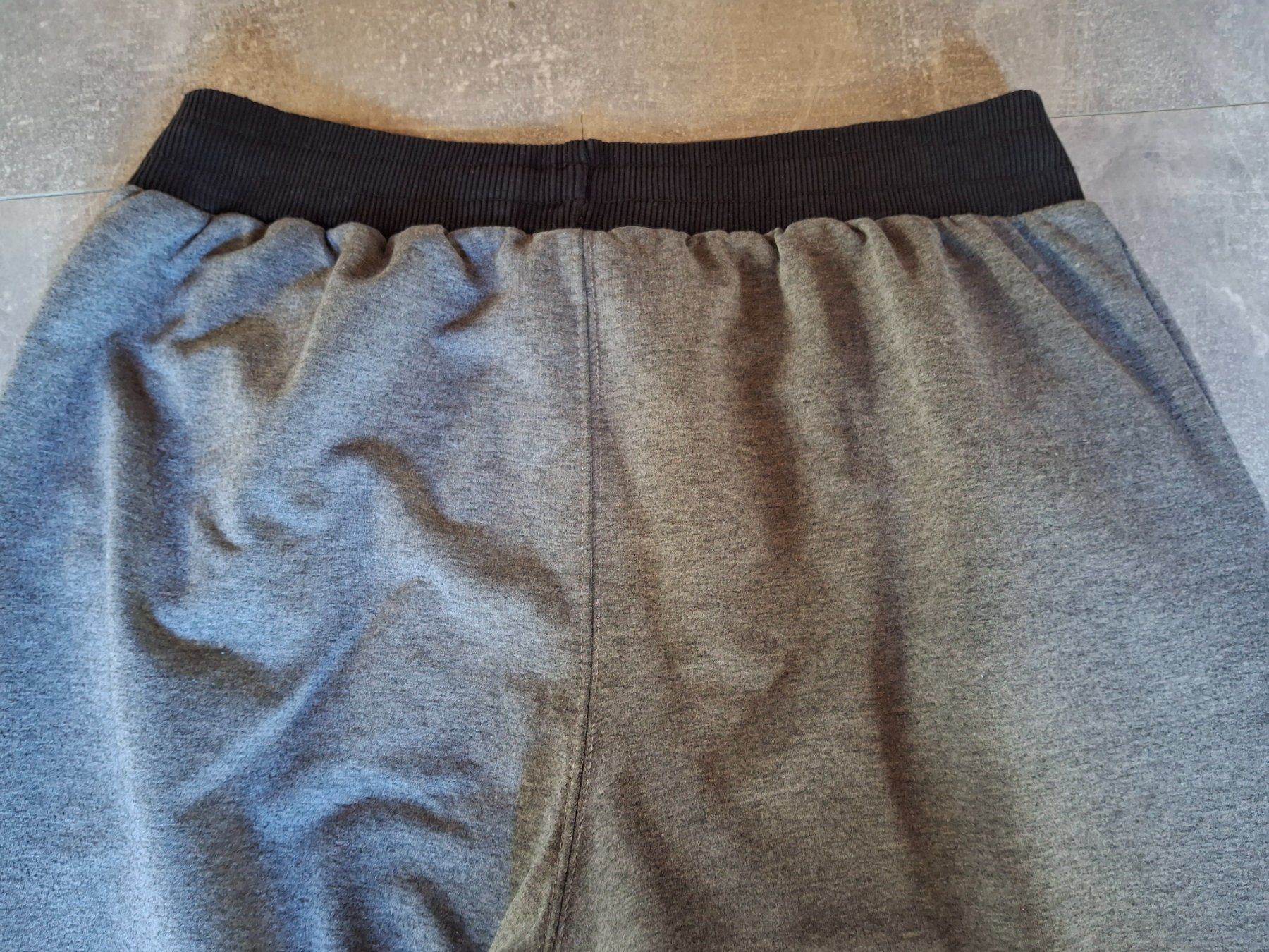 Hosen: Pantalon d intérieur - jogging taille L marque Brunex – Gebraucht aus Villiers von san_jn5w 5