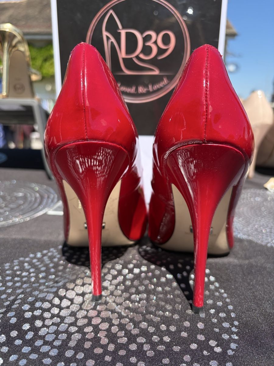 Buffalo Damenschuhe: Buffalo Red Leather High Heels - Size 39 - Classic Style – Gebraucht aus Nyon von Deb_D39 2