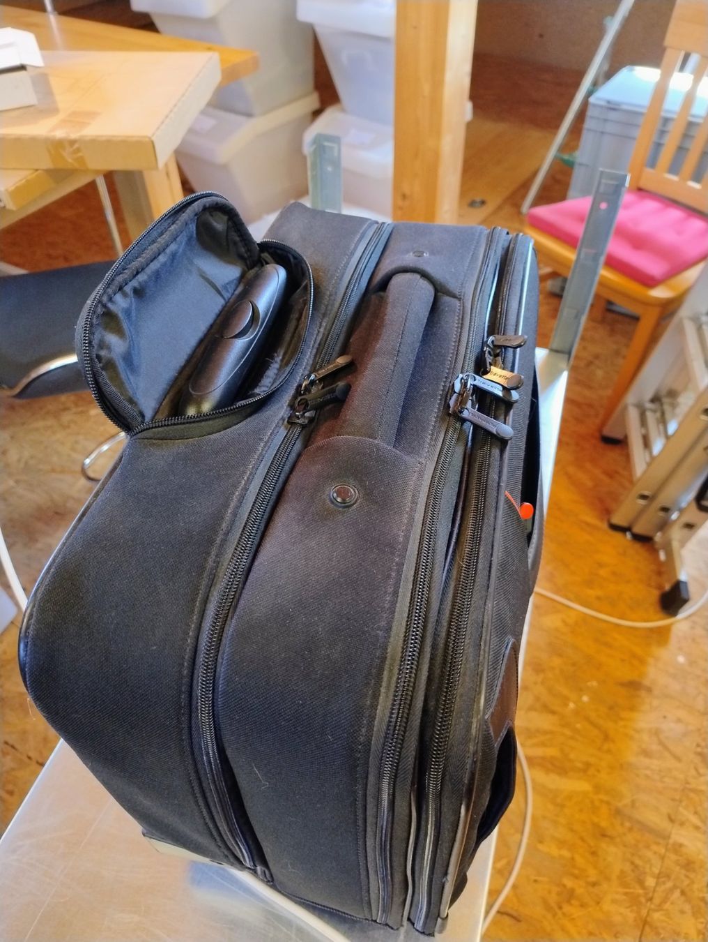 Valises de voyage: Laptop Rollkoffer – D'occasion à Full-Reuenthal par Luckymoni 2