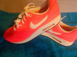 Nike Air in Neon*****Gr. 40****wie neu