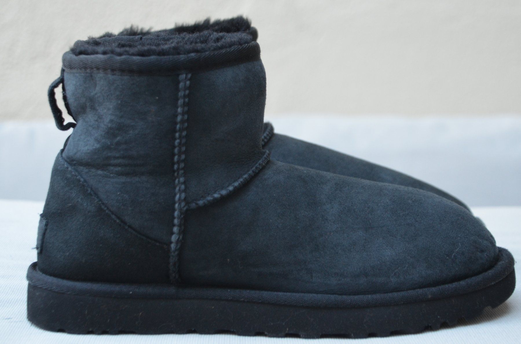Ugg Scarpe da donna: UGG Classic Mini II .38 – Usato da Collonges venduto da arashee 2