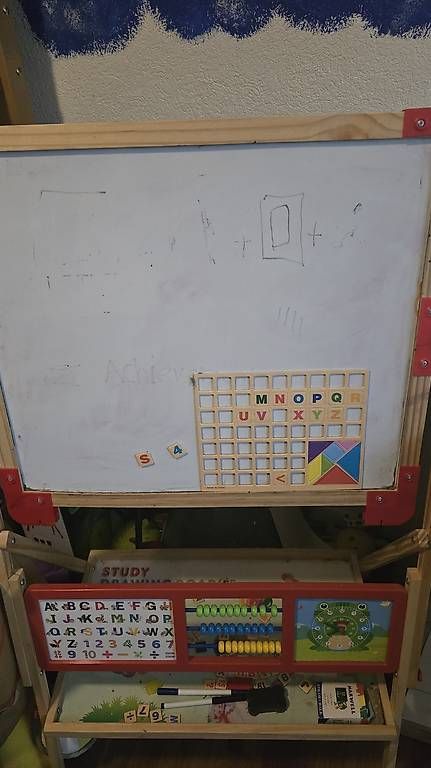 Spielzeuge: Gebrauchte Kinderschreibtafel – Gebraucht aus Kaltbrunn von Dukiru123 1