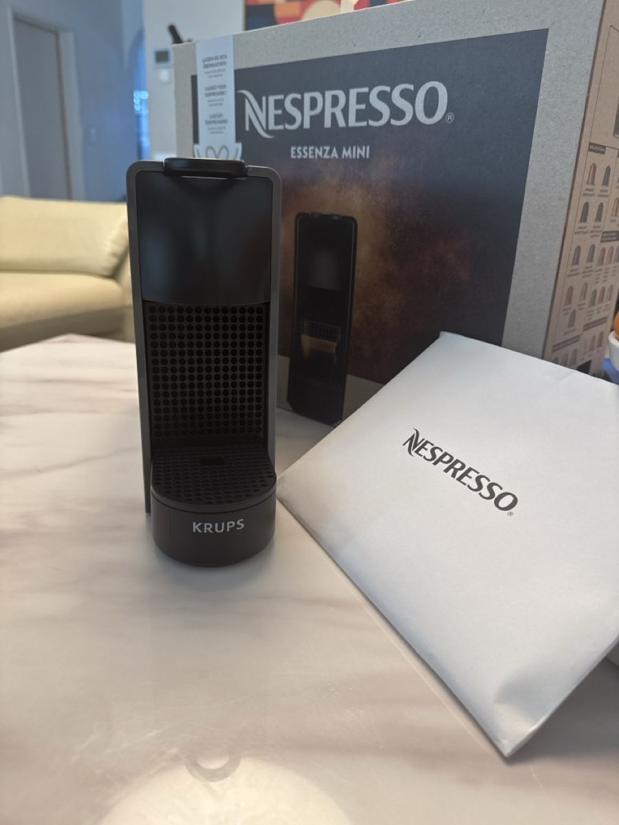 Krups Macchine per caffè & Macchine per espresso: Essencza mini- nespresso – Nuovo (secondo la descrizione) da Glattbrugg venduto da prod01 4