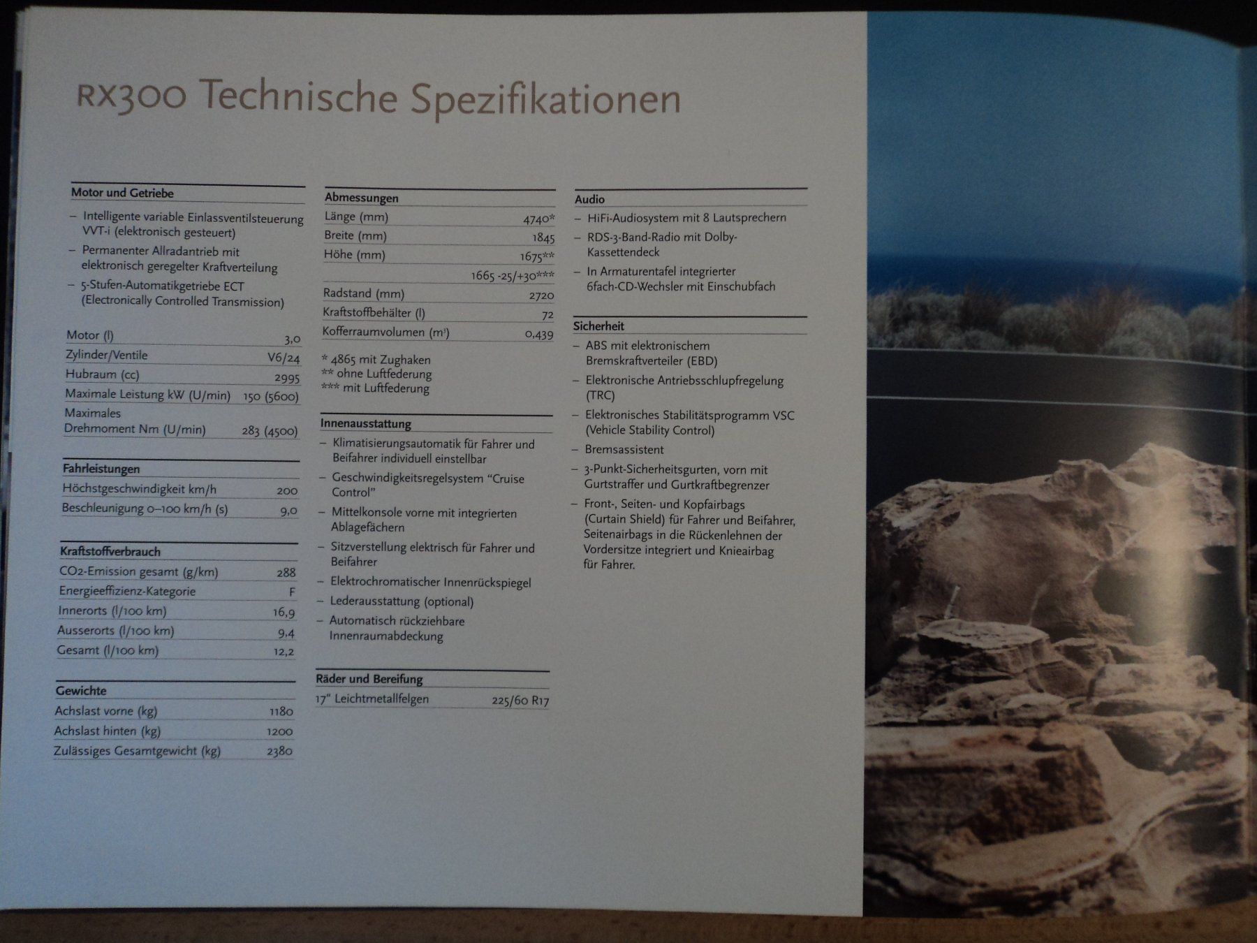 Lexus Documents: Prospekt Lexus RX300 2003 – D'occasion à Schwarzenburg par modelCARama 4