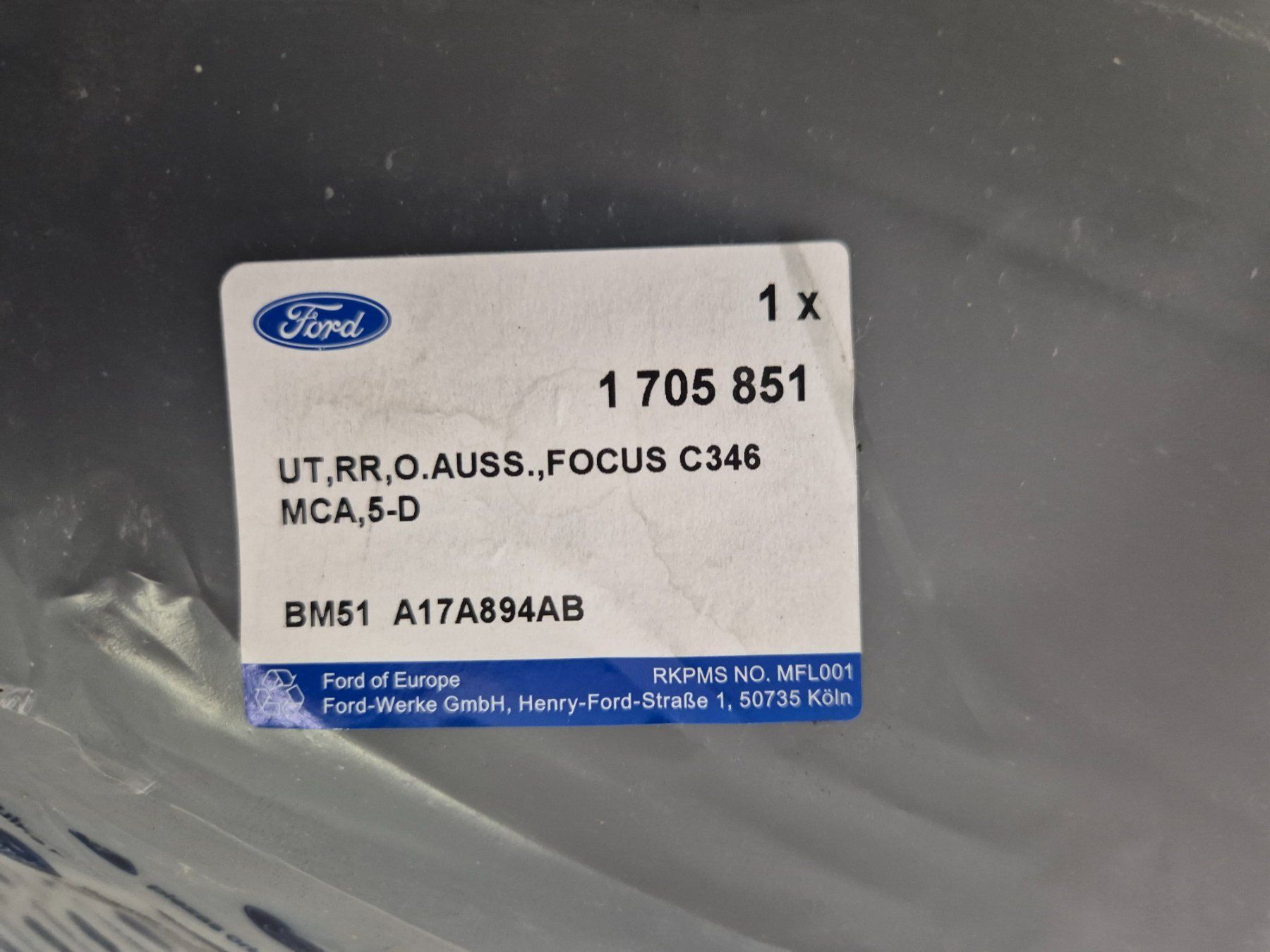 Ford Tutti pezzi di ricambio auto: Heckdiffusor Stosstange hinten für Ford Focus – Nuovo e nell'imballaggio originale da Domat Ems venduto da tchnesa 8
