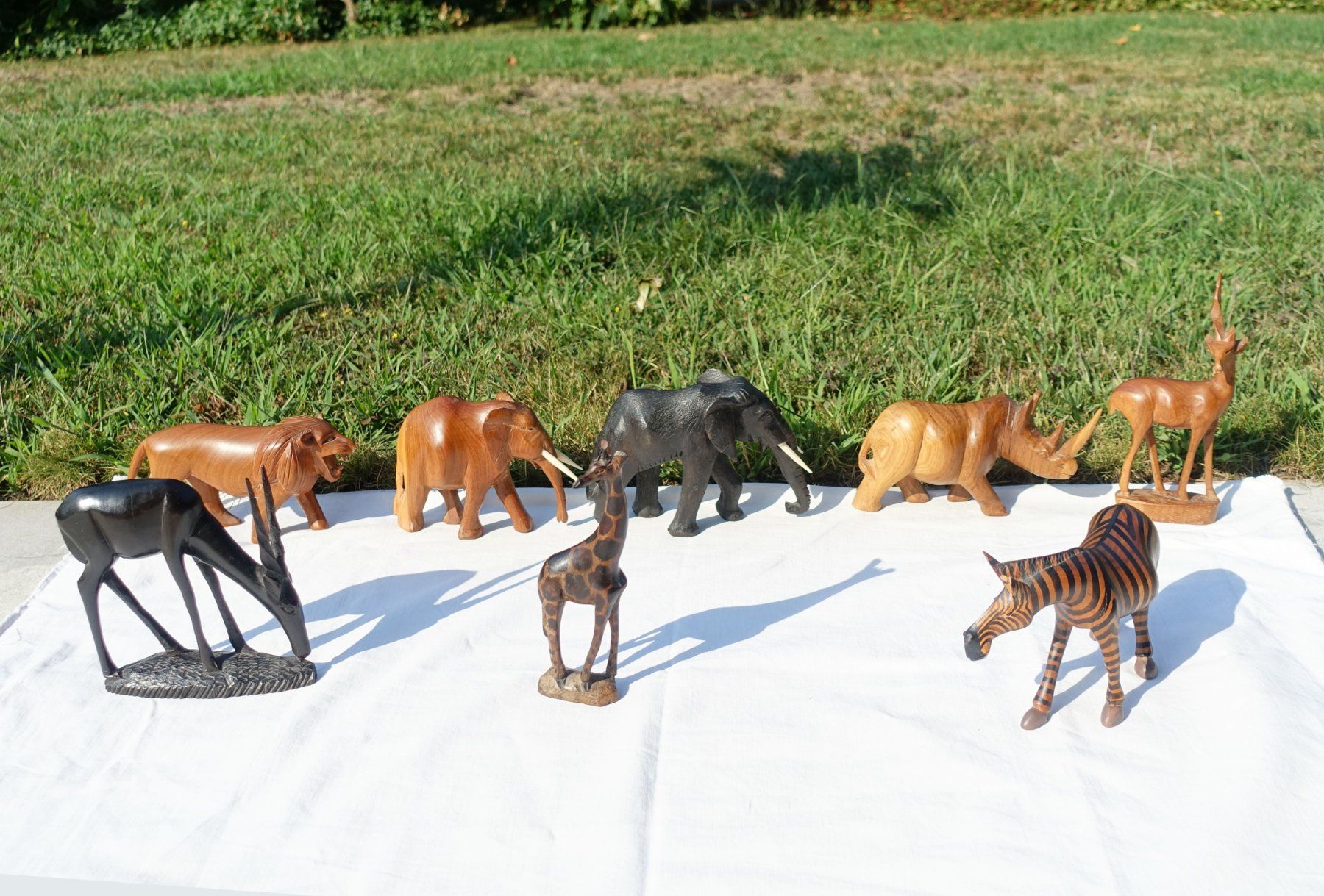 Statuette: 8 afrikanische Holzfiguren ca. 1960 – Usato da Brugg AG venduto da hapeha 1