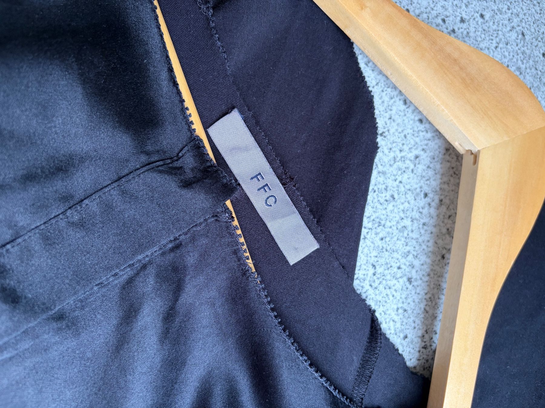 FTC Camicette: FFC Bluse mit Seide GR.M – Usato da Unterägeri venduto da Jutka_04 3