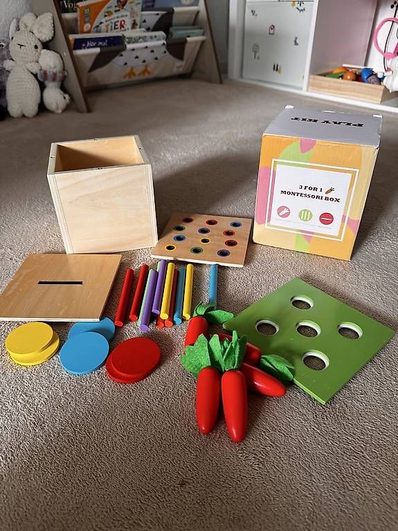 Giocattoli: 3-for-1 Montessori Box – Usato da Wil SG venduto da marymiina