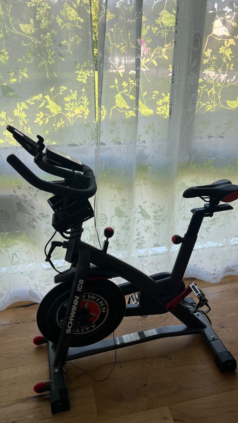 Schwinn Hometrainer: Hometrainer Velo Schwinn IC8 – Usato da Gossau ZH venduto da sruoss