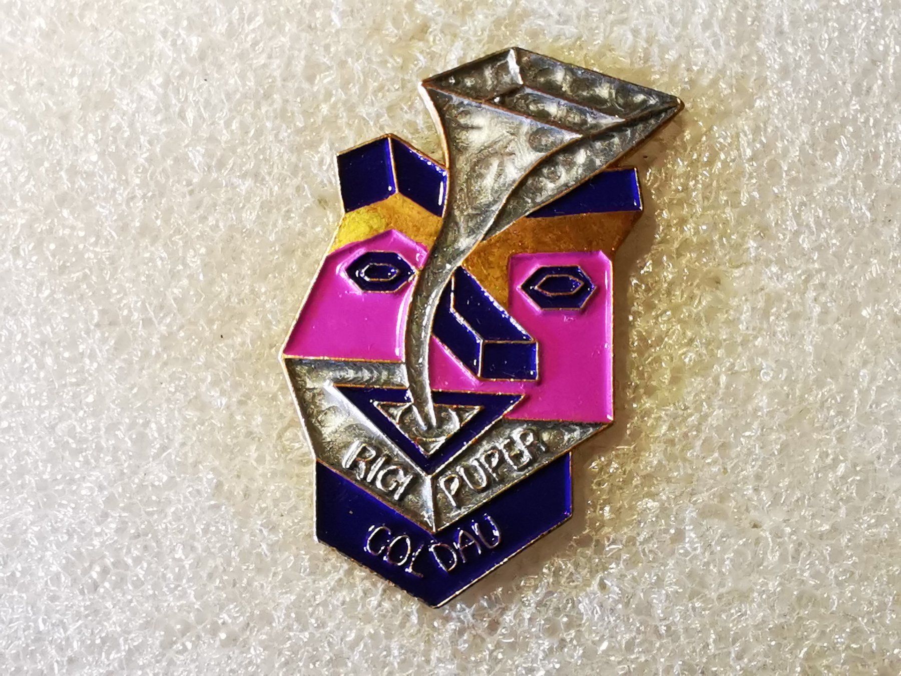 Placchette & Badge: Ansteckpin 76: – Usato da Oppligen venduto da Pin-Fall-Shop