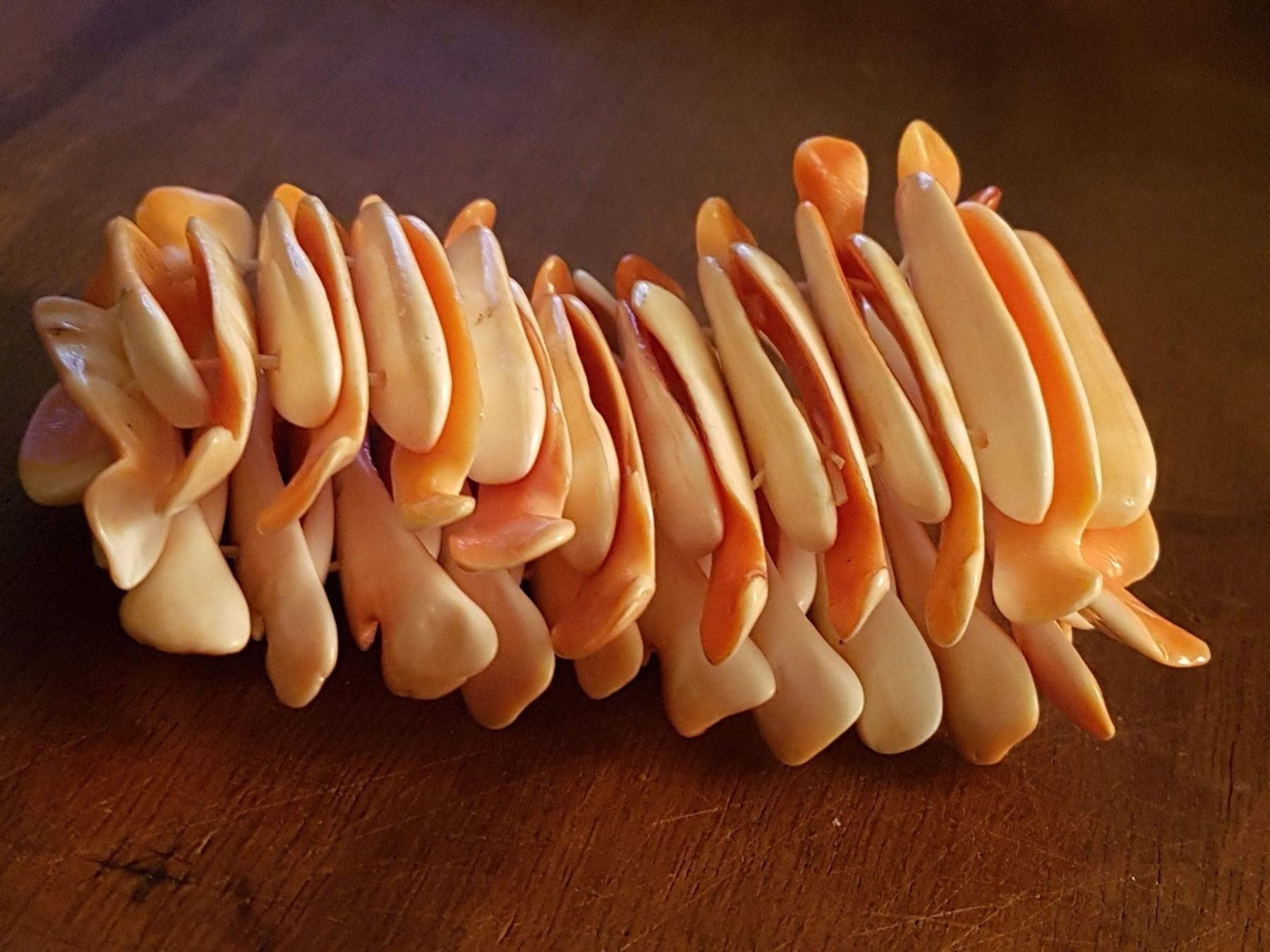Armbänder & -reifen: Armband Muschel lachs beige – Gebraucht aus Ettingen von Maranathatalitha 7