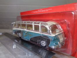 Hachette 1:43 Camion LKW Autocar Saurer 3CH 1951 ( Suisse )