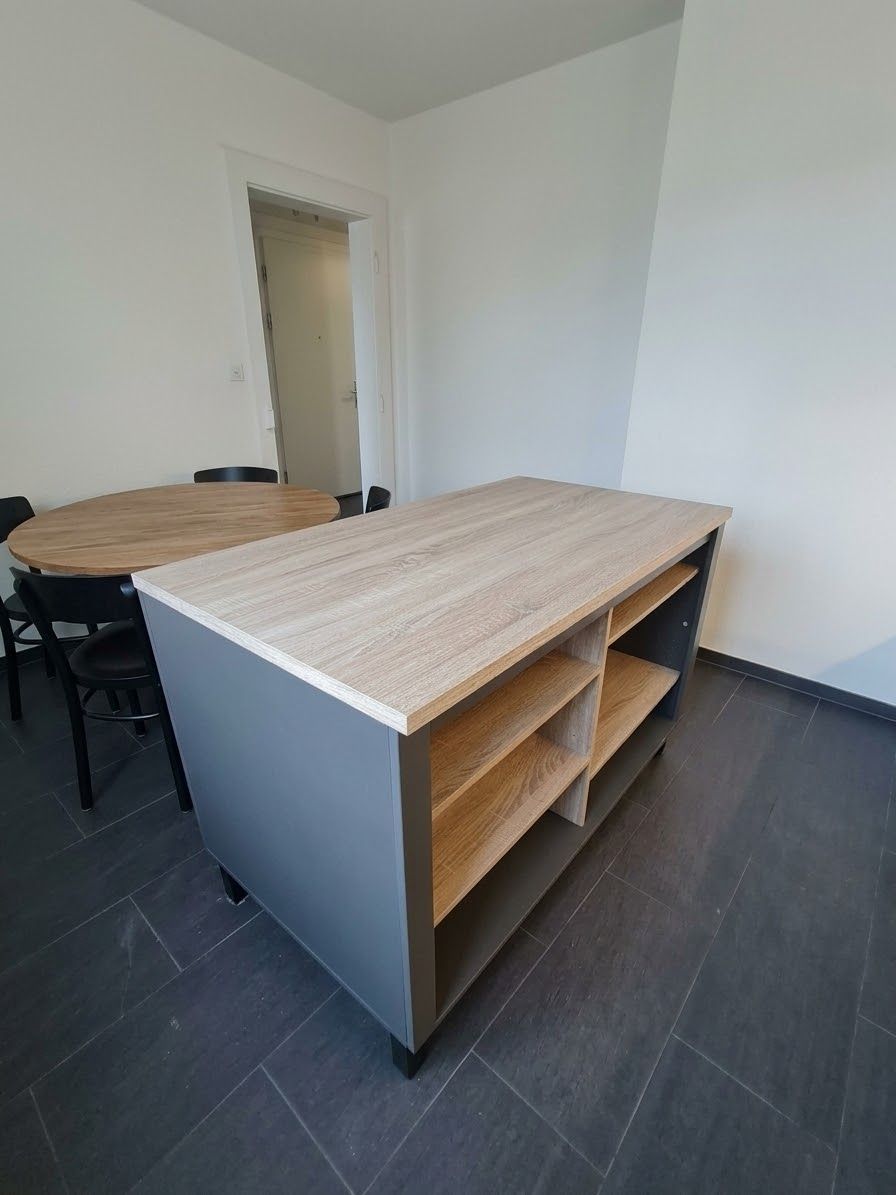 Tavoli: Bartisch inkl. Hocker – Usato da Bern venduto da jos_g6qc 1