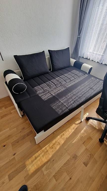 Sofas: Dreisitzer mit Bett Funktion  – Gebraucht aus Egerkingen von Sanel07
