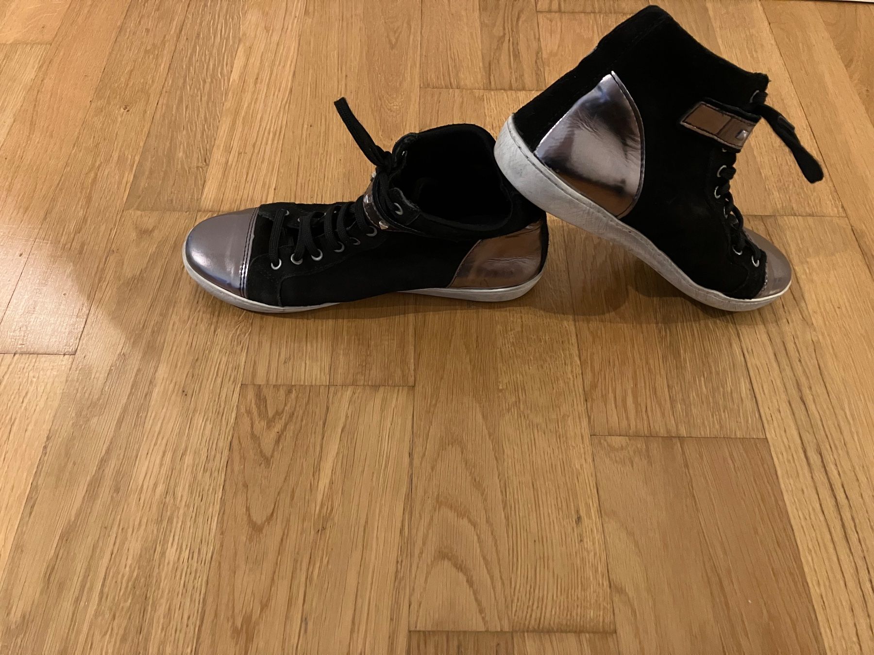 Scarpe da donna: Damen-Schuhe – Usato da Zürich venduto da Dudu2020 1