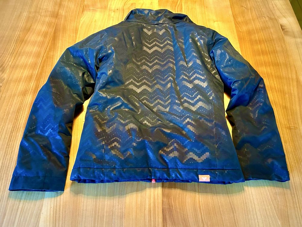 Roxy Completi: Roxy Mädchen Ski Set Grösse 128 (kleiner Defekt) – Usato da Agriswil venduto da Mafi_69 2