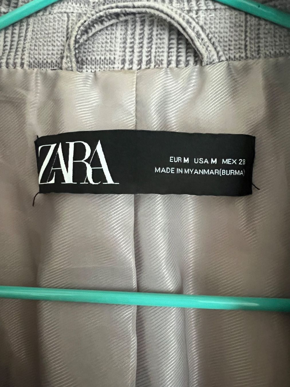 Ensembles & Tailleurs: Karierter Zara Blazer Grau Gr. M – D'occasion à Zürich par lexi_alex 4