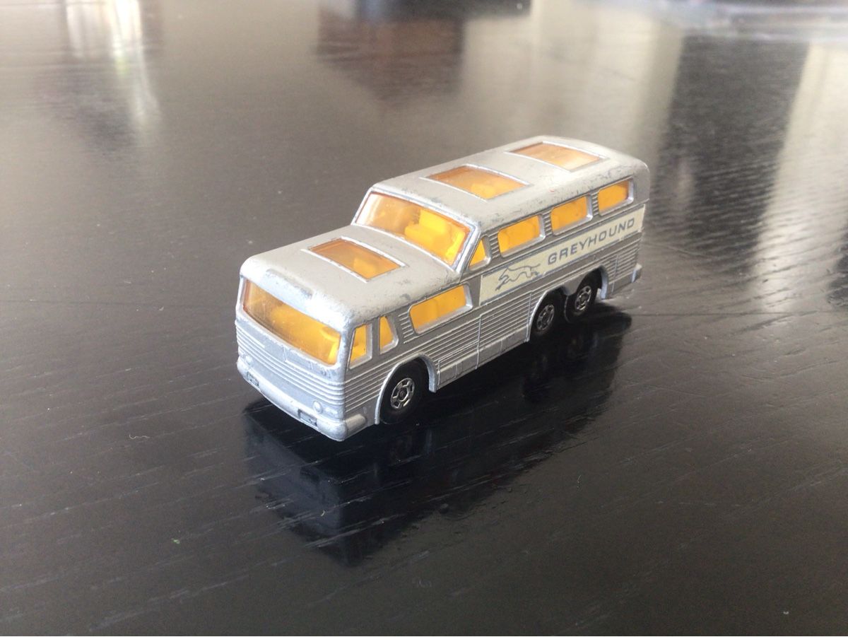 Matchbox Modellini d'auto: Matchbox Greyhound Coach – Usato da Liebefeld venduto da PoloLePoulpe