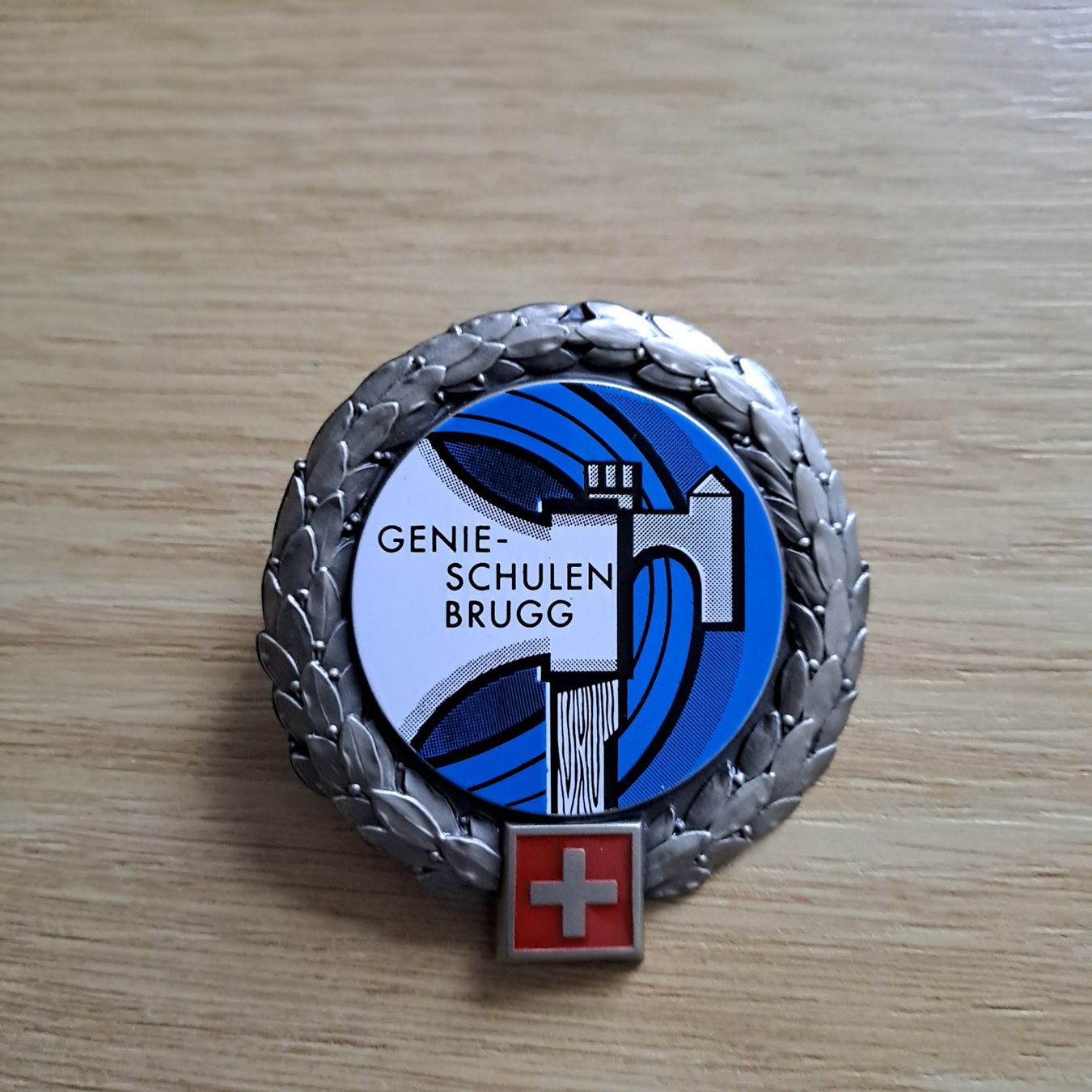 Schweizer Armee Placchette & Badge: Genieschulen Brugg Beretemblem – Nuovo (secondo la descrizione) da Gipf-Oberfrick venduto da Mig_29