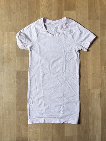 lululemon swiftly shirt rosa size 0