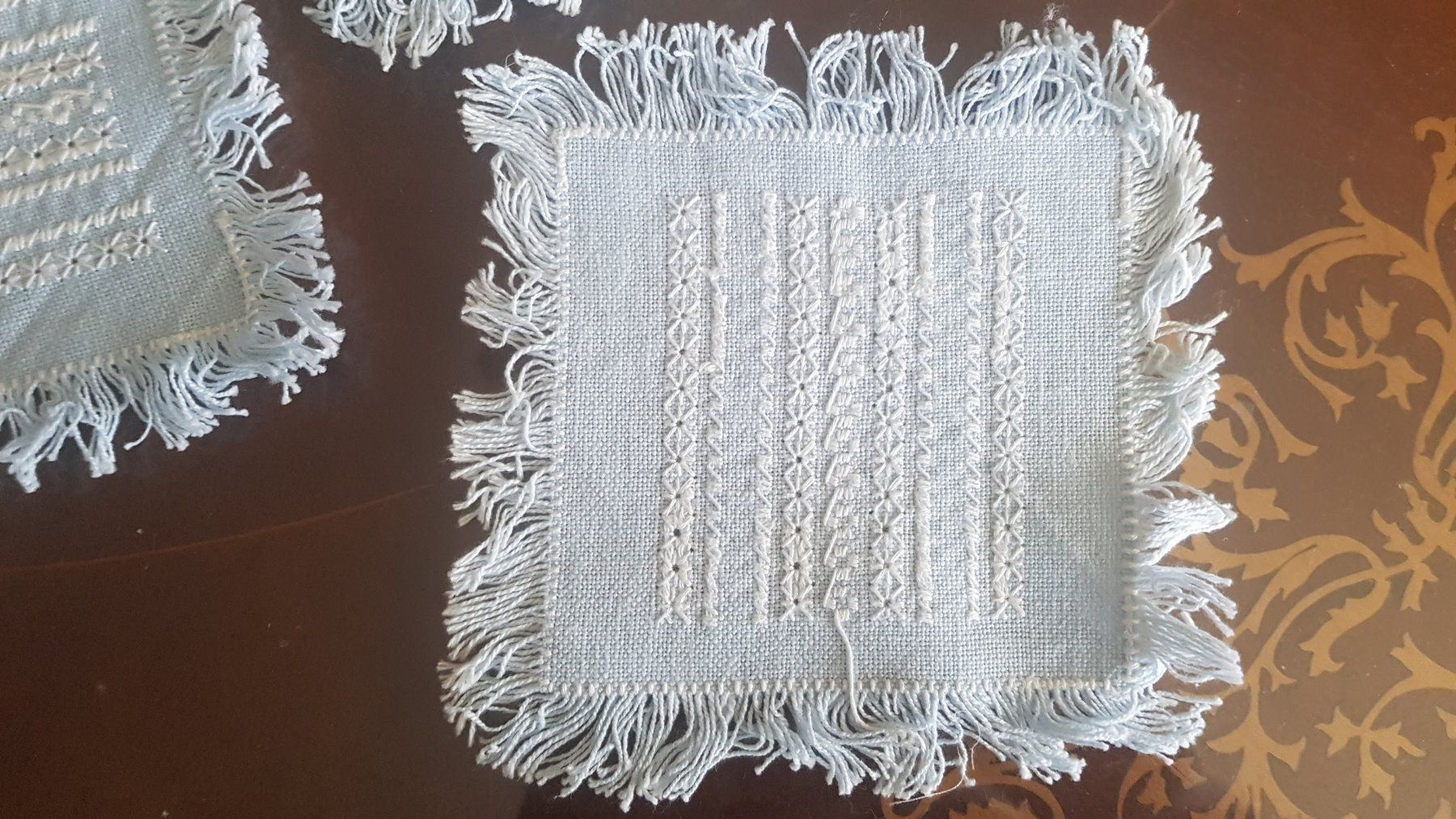 Untersetzer: Untersetzer Stickerei Textil antik – Gebraucht aus Mörschwil von wunderkiste44 4