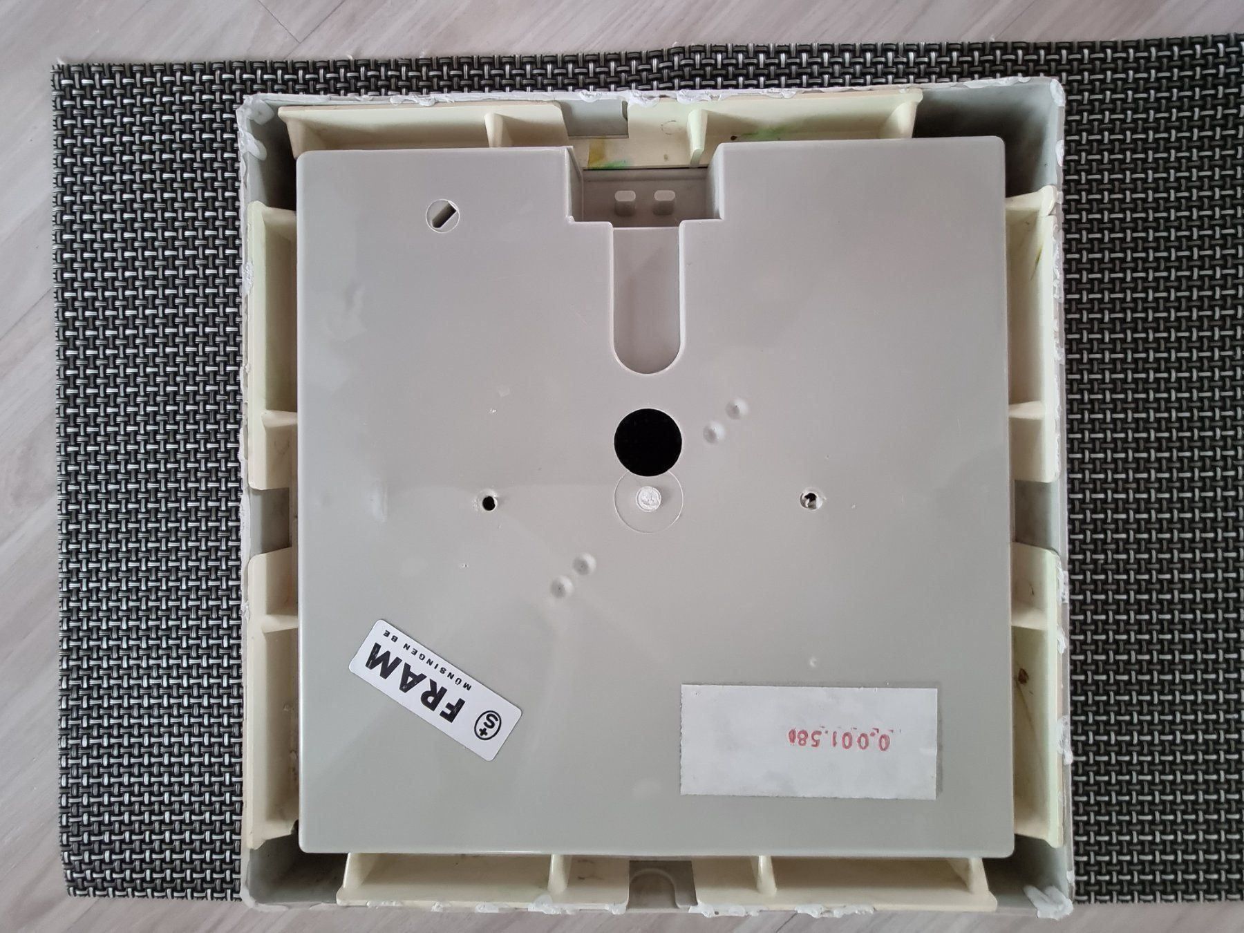 Lampade: Lampe für Decke oder Wand – Nuovo (secondo la descrizione) da Uetendorf venduto da .Eidgenosse. 3