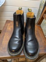 Dr Martens Chelsea Boots Black Leather Size 40 