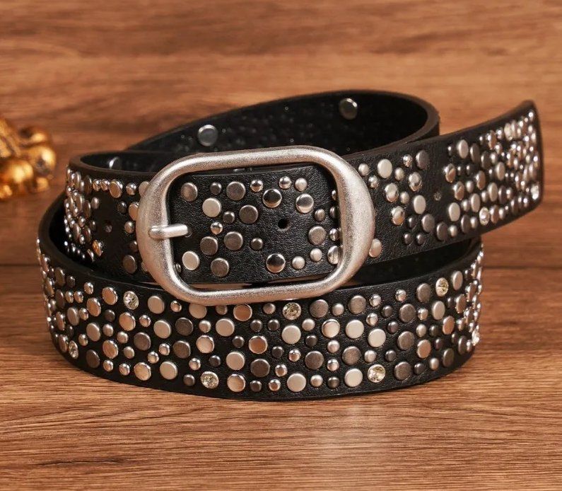 Cinture: Schwarzer PU-Ledergürtel mit Nieten Rock Style – Nuovo e nell'imballaggio originale da Lausanne venduto da FASHION-WORLD-SHOP 3