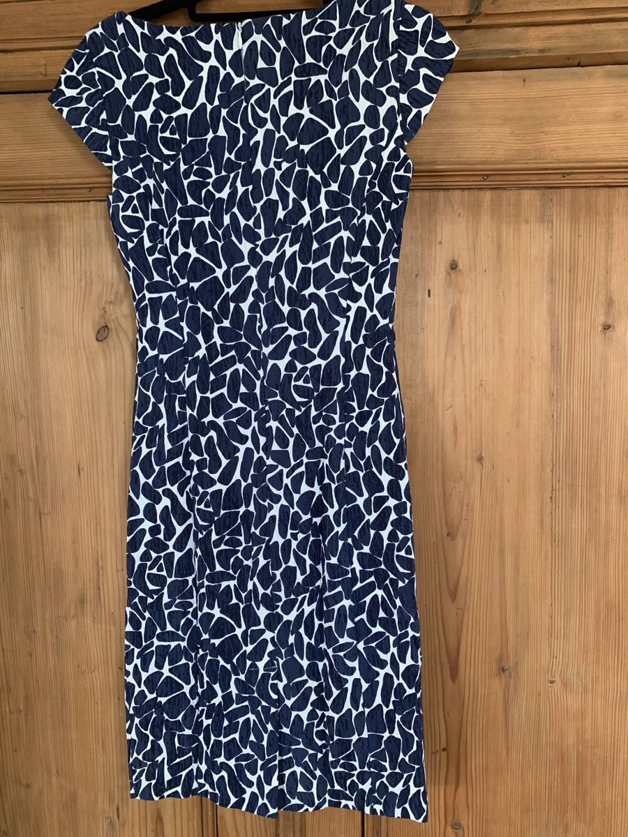 Alba Moda Kleider: Etuikleid blau/weiss Gr. 34 – Neu (gemäss Beschreibung) aus Teufen AR von parazello 4