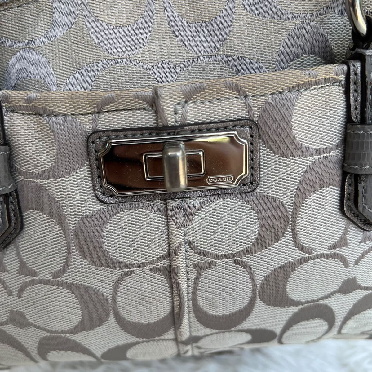 Coach Borse da donna: Coach Handtasche C Monogram Canvas Leder 29x19cm gebraucht – Usato da Eggenwil venduto da CNSRVINTAGE 2