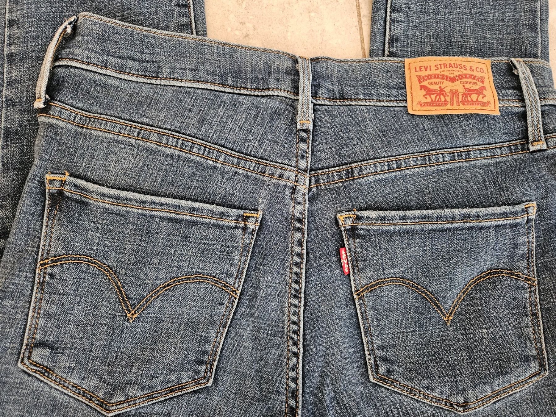 Levi's Jeans: Levis Jeans, shaping skinny – Nuovo (secondo la descrizione) da Wiesendangen venduto da Sinhuk 2