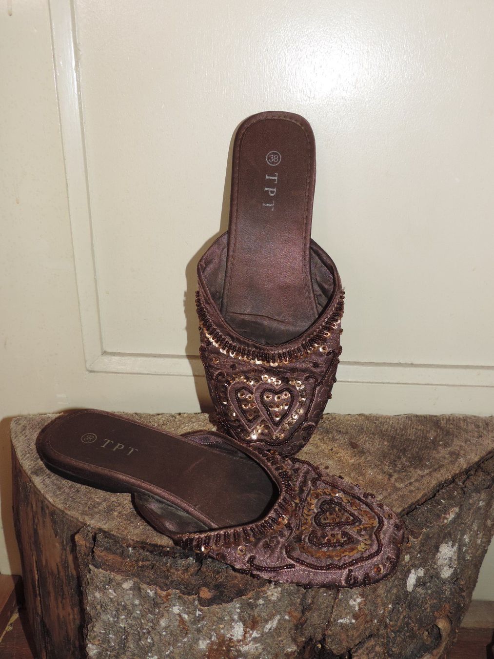 Chaussures femmes: mules babouche brune avec perle – D'occasion à Genève par Axelle333 4