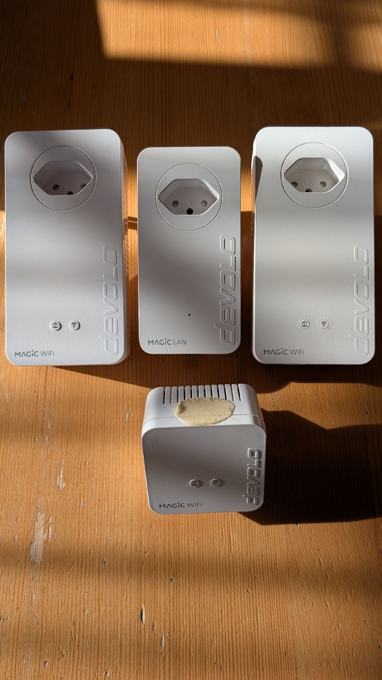 Devolo WiFi: Devolo Magic 2 WiFi und LAN Powerline Set gebraucht – Usato da Berg (Dägerlen) venduto da Cbrkuh 3