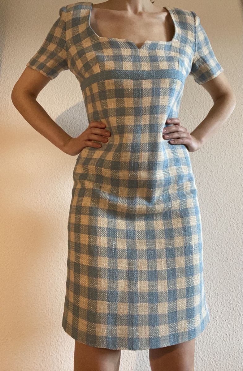 Valentino Vestiti: Seidenkleid von Valentino – Usato da Zürich venduto da Aenschi