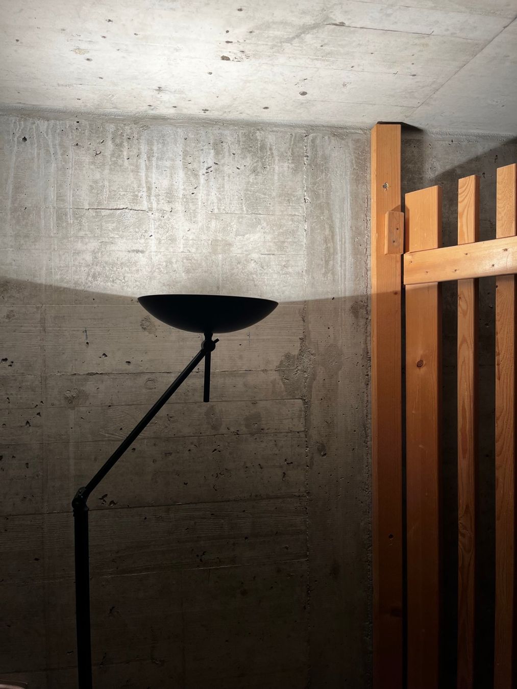 Lampes: Stehlampe verstellbar und dimmbar – D'occasion à Zürich par Timo_G 1