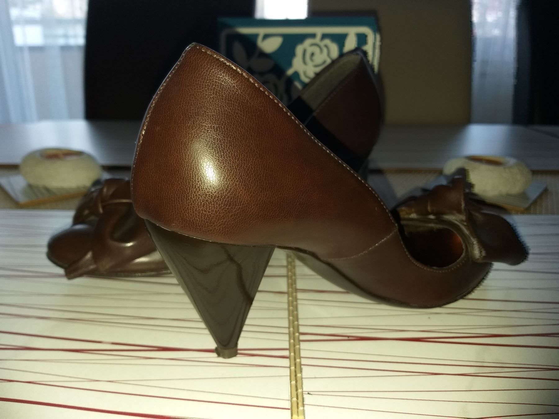 Damenschuhe: OSMOSE Chaussures / Schuhe Pointure / Nummer 36 – Gebraucht aus Cossonay-ville von Super-Price-Quality 1