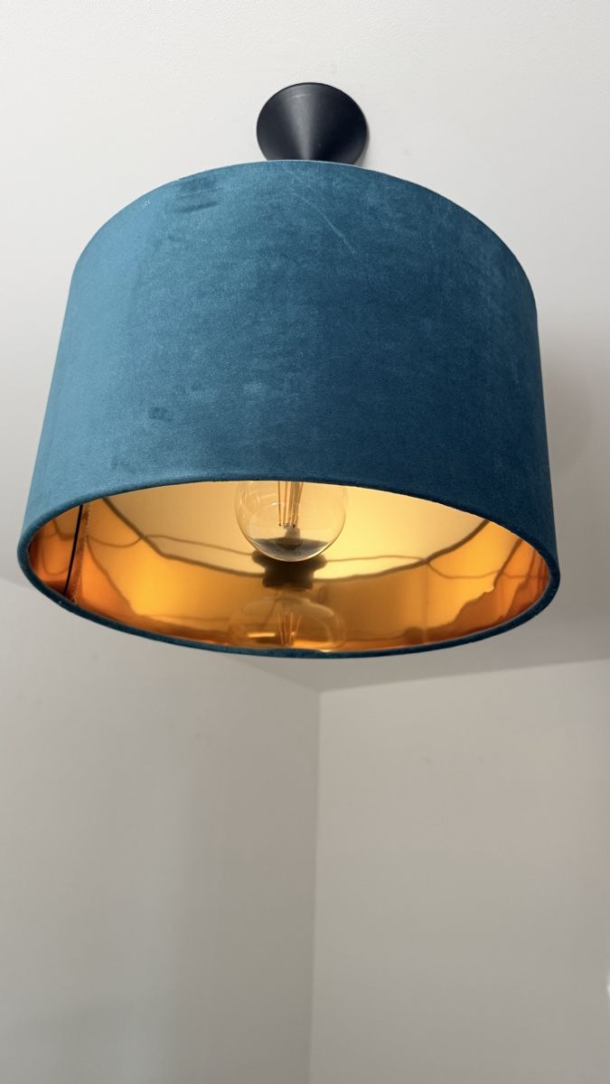 Livique Lampade: Suspension velours bleu intérieur doré – Usato da Le Bry venduto da matberset