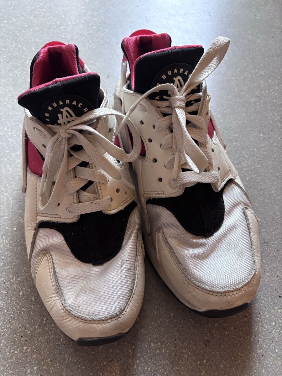 Nike Scarpe da uomo: Nike Huarache rot/weiss Gr. 41 – Usato da Bern venduto da ver_6hzh 2