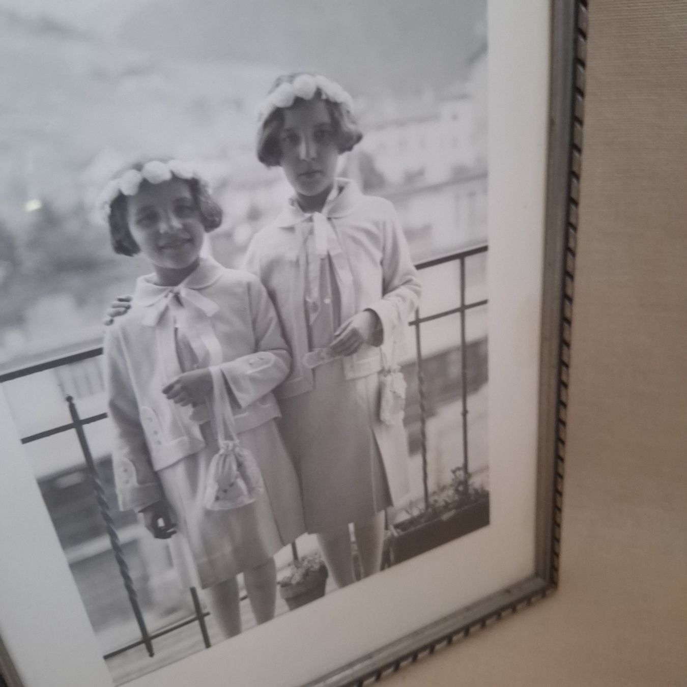 Foto & Immagini: Herziges, nostalgisches Schwarz-weiss-Bild, Erstkommunion – Usato da Winterthur venduto da Goldpipau 3