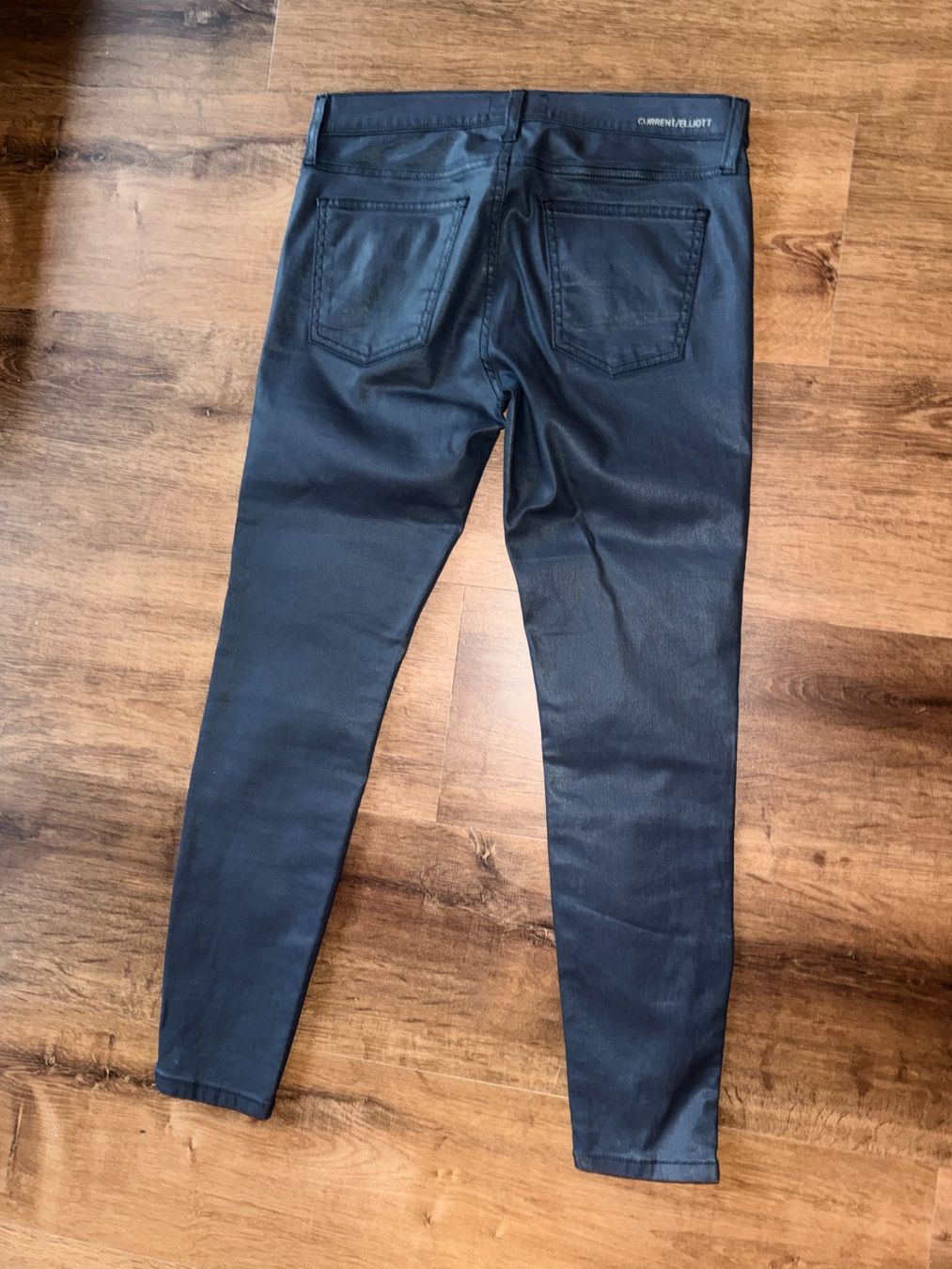 Jeans: Current Elliott coated skinny jeans - 28 – Usato da St-Sulpice VD venduto da juhdu 2