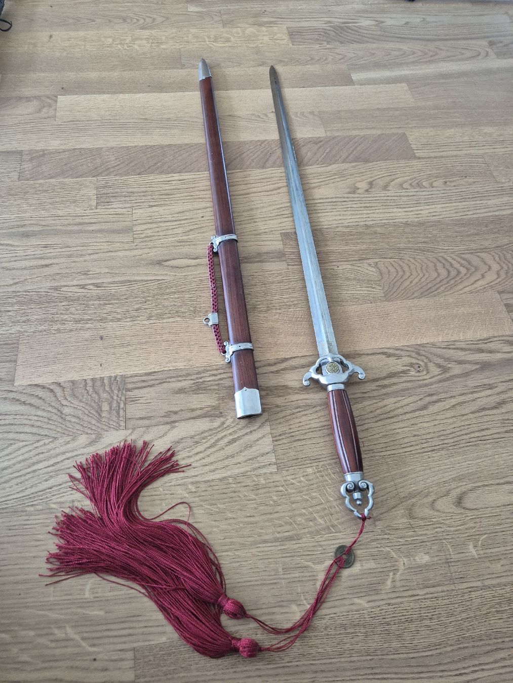 Altre raccolte & rarità: Hanwei Hsu Jian Schwert – Usato da Schaffhausen venduto da Kingmonkey
