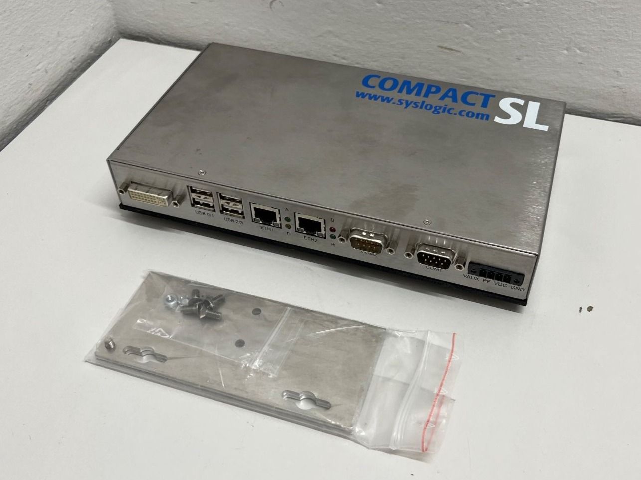 PCs: Syslogic Embedded Systems Compact SL Embedded Computer – Gebraucht aus Niederdorf von LeptonAG_Labor
