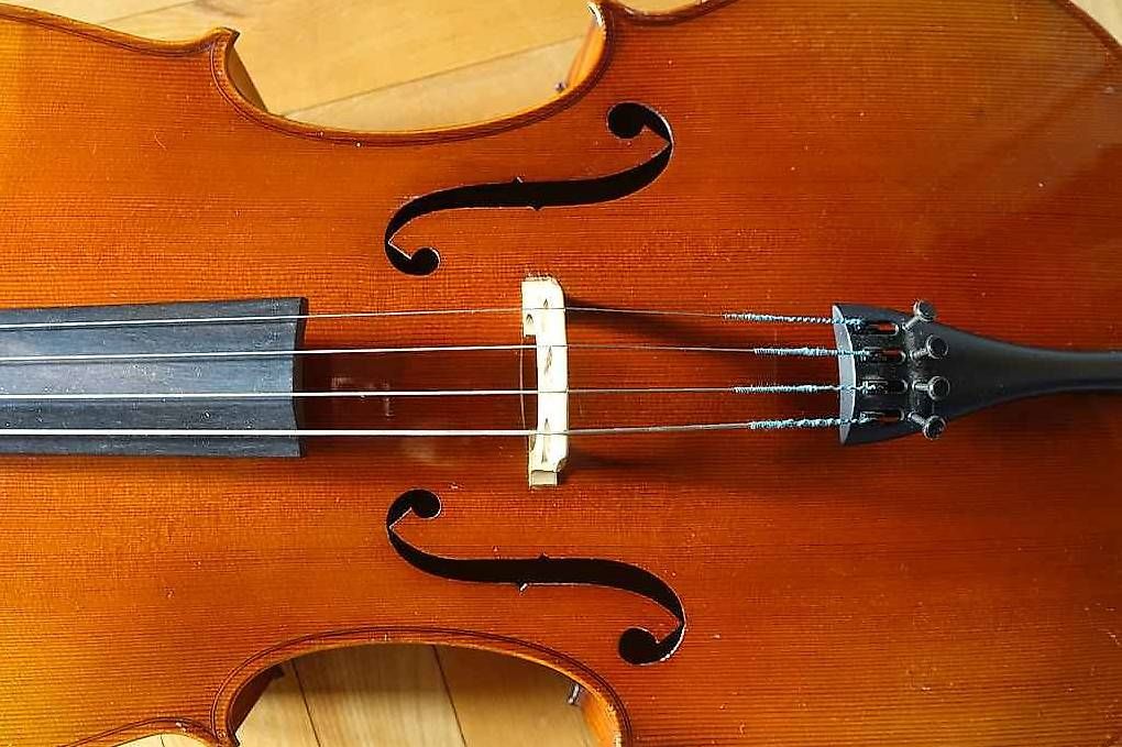 Musikinstrumente: 4/4 Cello massiv "Lothar Semmlinger" Nr. 860 – Gebraucht aus Bern von Els_g2n8 3