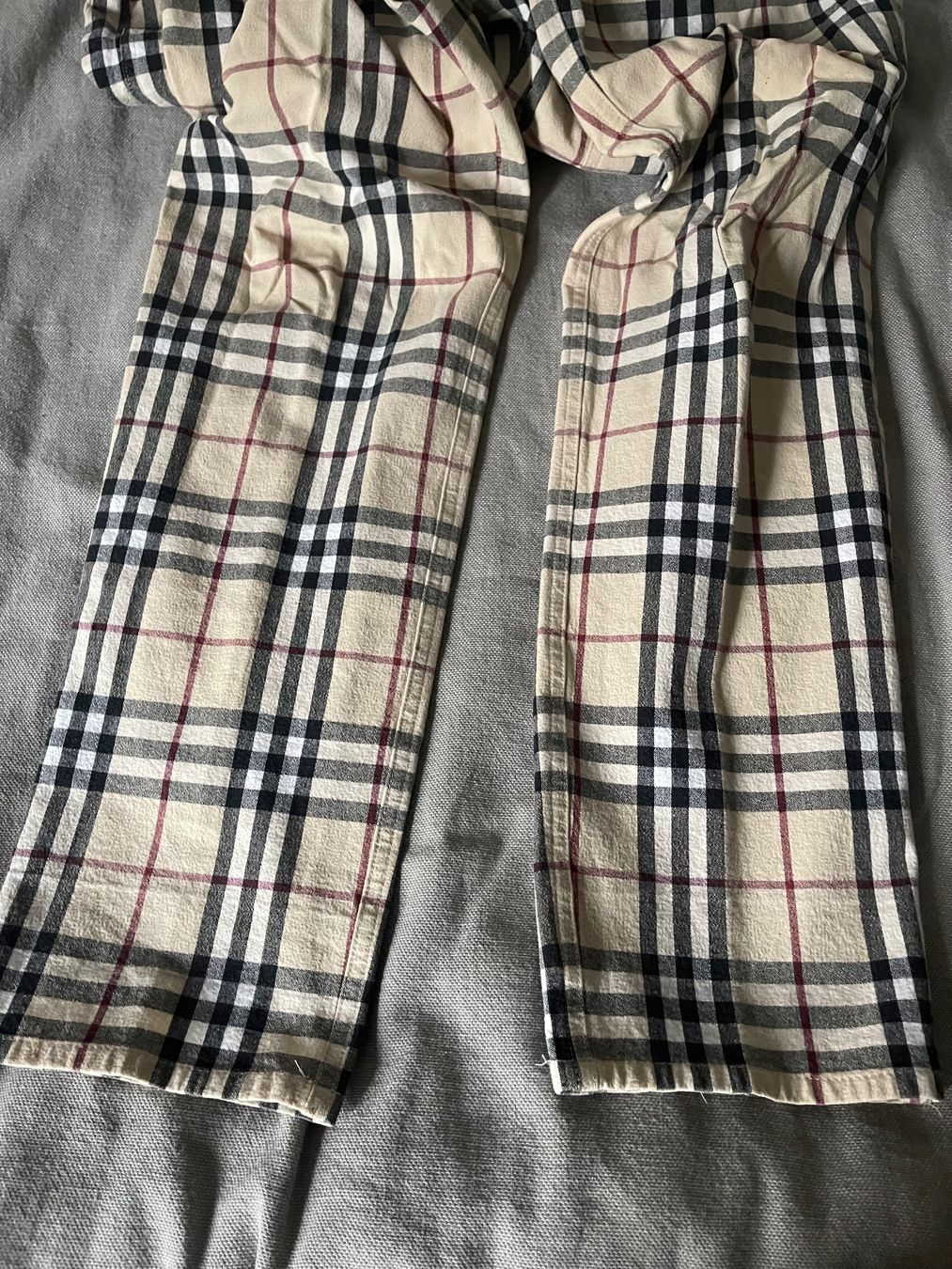 Burberry Pantaloni: Burberry Hose – Usato da Hinterkappelen venduto da simona67 3